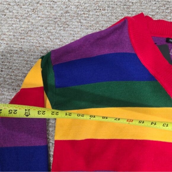 NEW Rainbow Sweater Oversized S - Picture 3 of 9